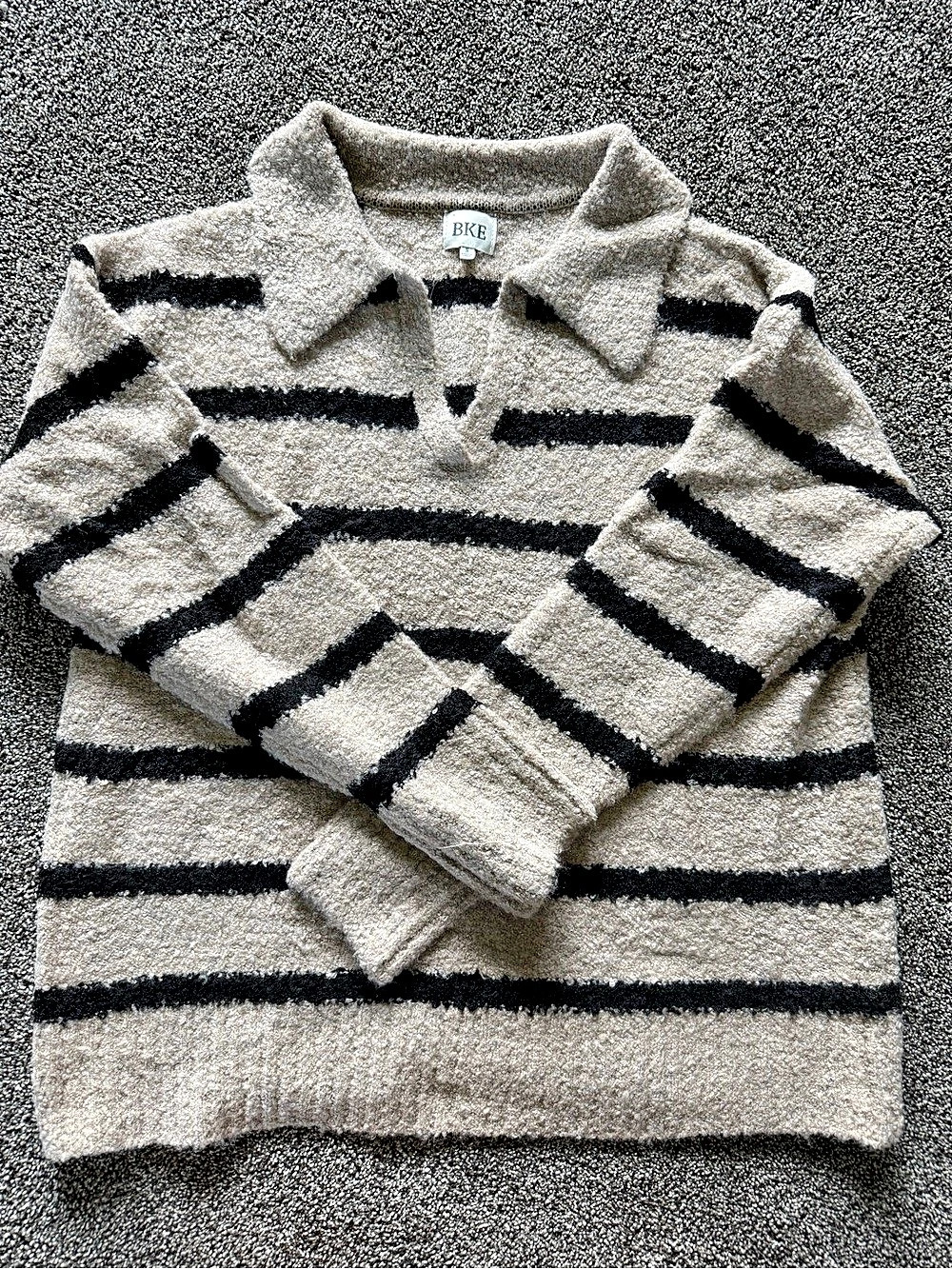 BKE Striped Sweater in Gray & Black Small Like New